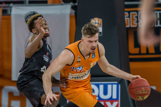 将他留在伯 将他留在伯