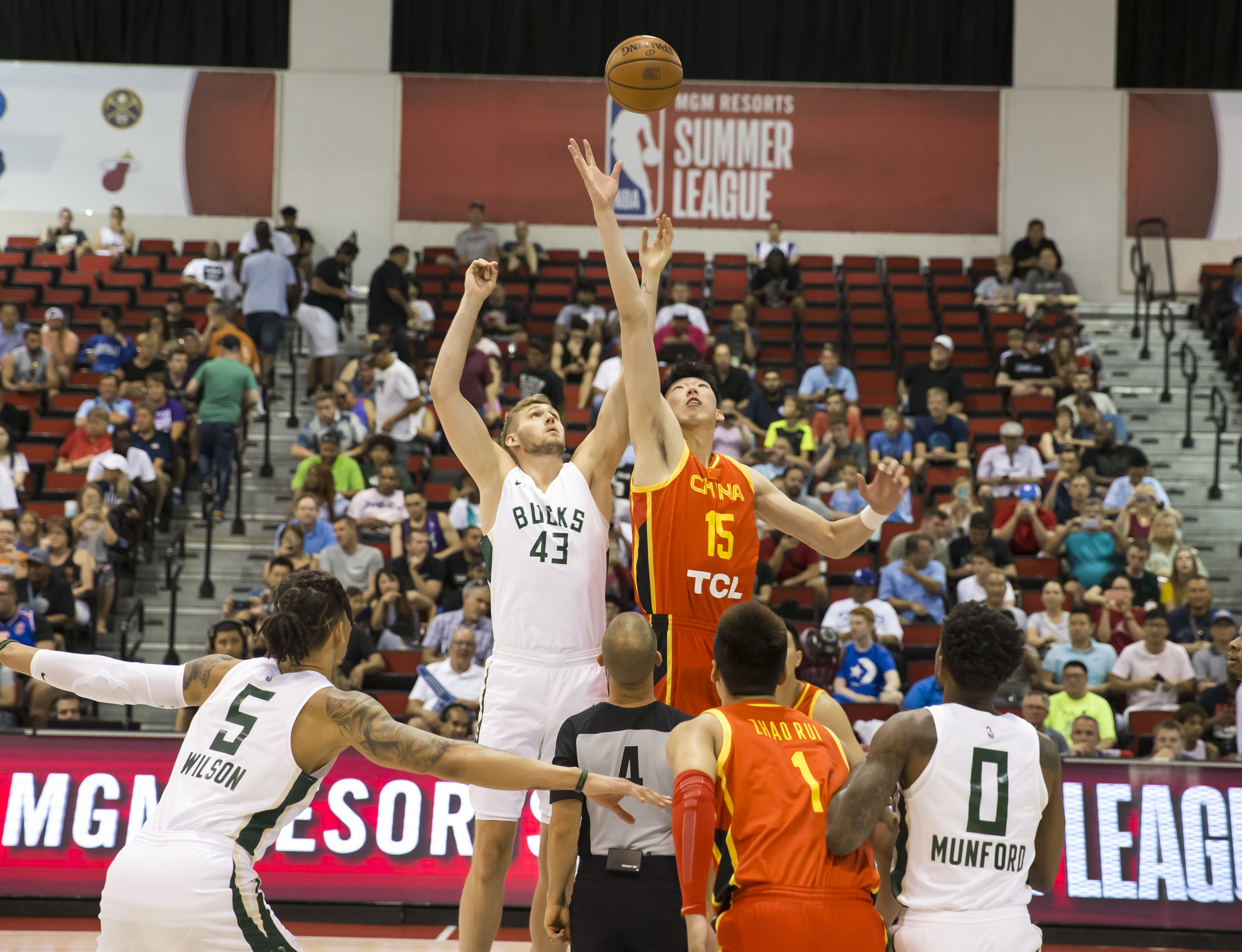 超成为世界 超成为世界